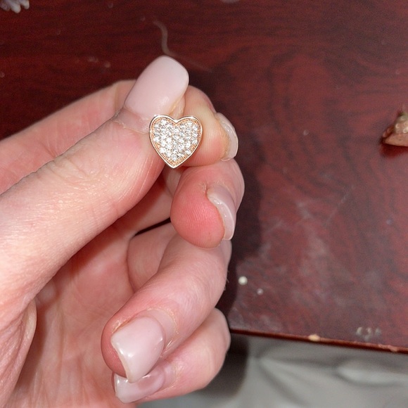 Heart earrings - Picture 3 of 3